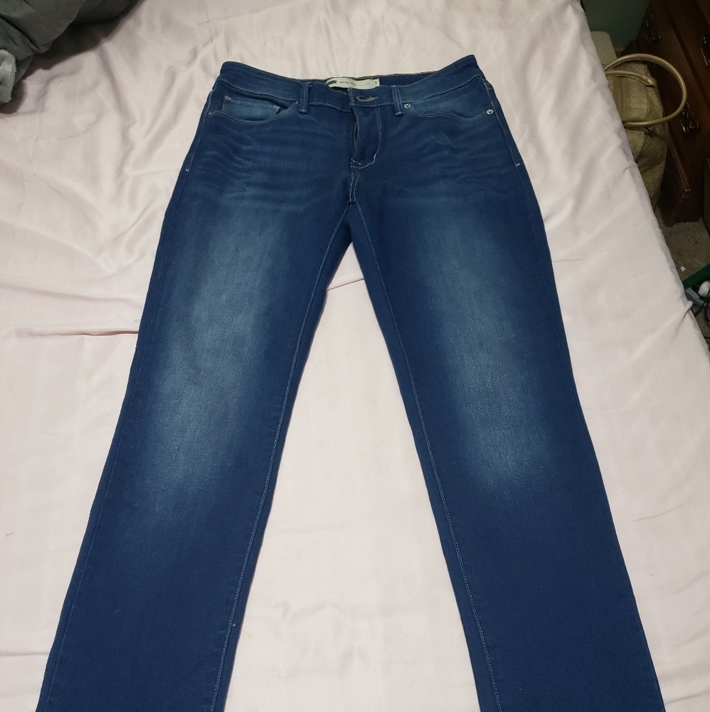 Jean's